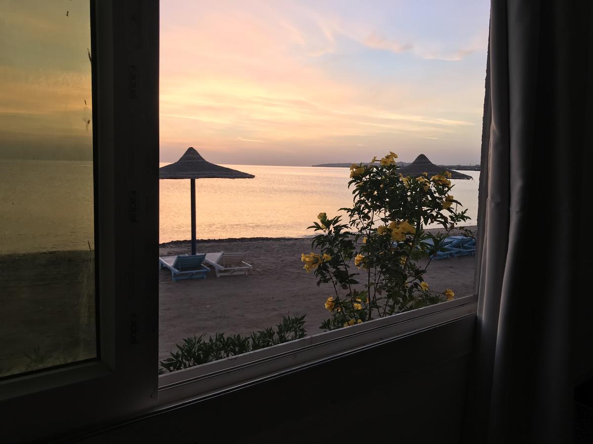 Cecelia Resort Hurghada Exteriör bild
