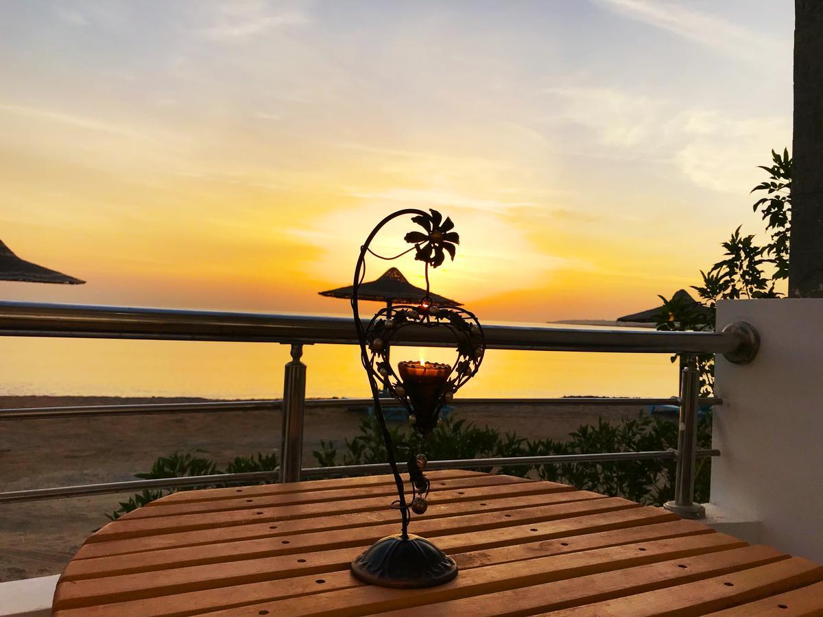 Cecelia Resort Hurghada Exteriör bild