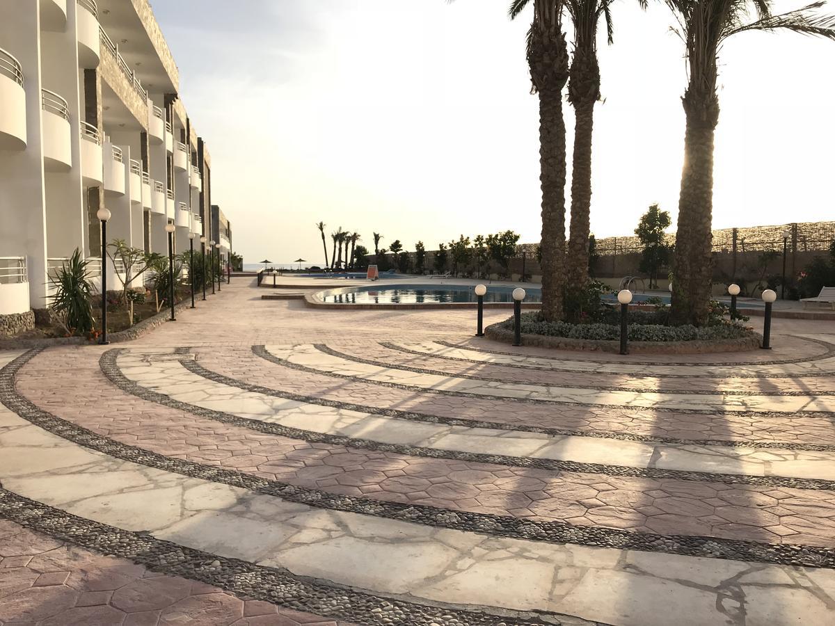Cecelia Resort Hurghada Exteriör bild
